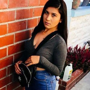 Meet your Posher, Juliette